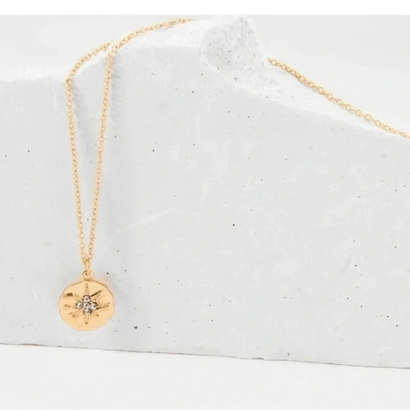 Medallion Star Necklace 14k Gold Minimalist Chain - Picture 9 of 11